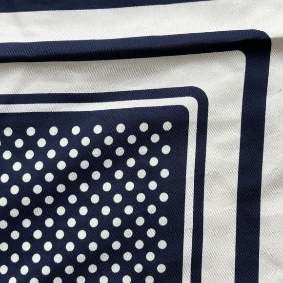 Vintage JG Hook square scarf silky navy gold white made in Italy with FLAWS - Picture 5 of 10